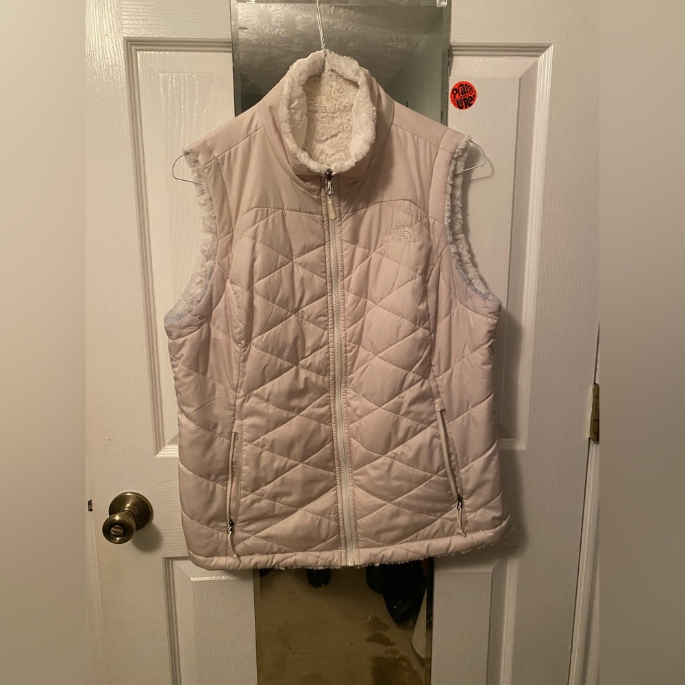 The Northface vest. Large reversible.